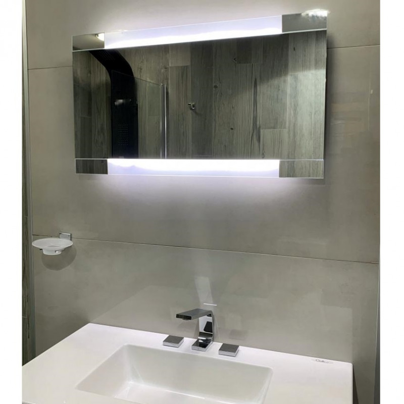 Espejo Maki 60 x 80cm luz LED sistema antiempañante Reflejar