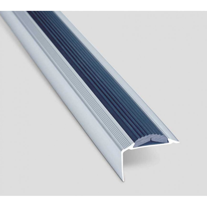 Nariz de escalon aluminio con inserto de PVC 31 x 46mm Atrim