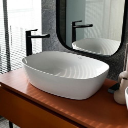 bacha de apoyar Tori Cuadra...